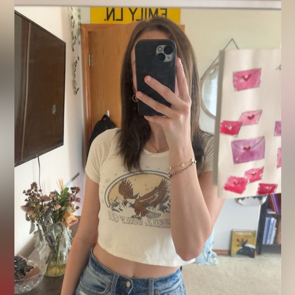 Meet your Posher, Emily - Picture 3 of 4